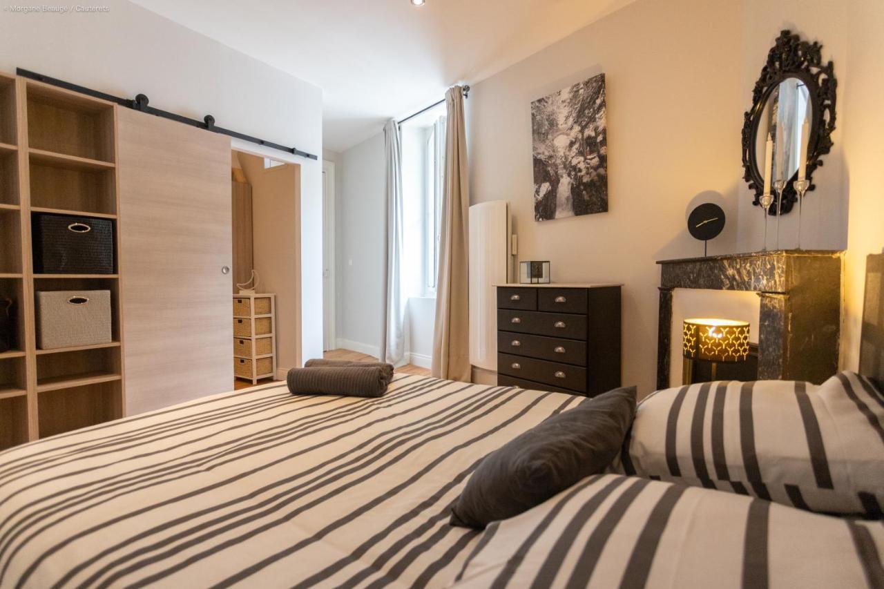 Au Dessus Des Toits Apartment โกเตอเรต์ ภายนอก รูปภาพ