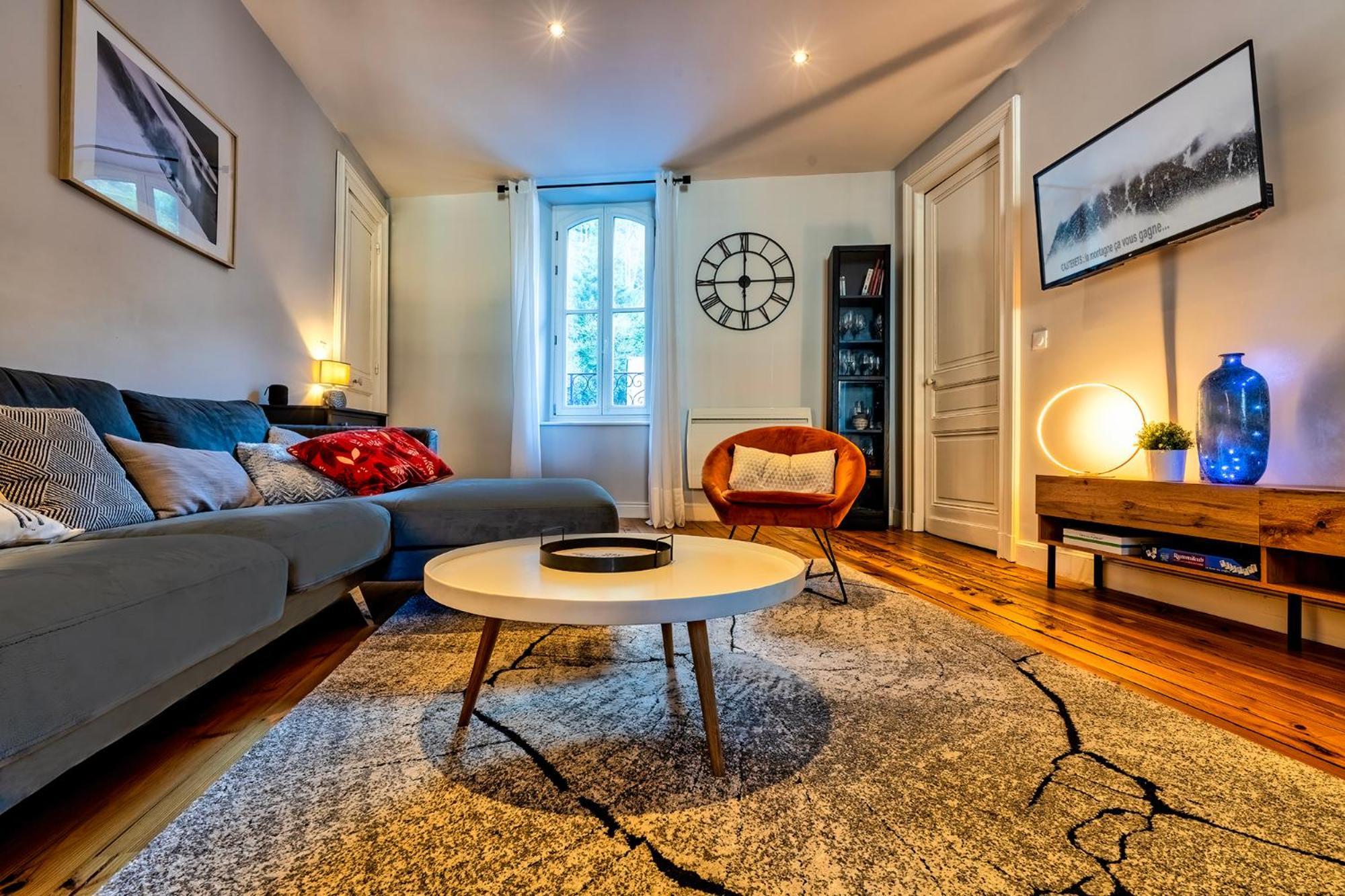 Au Dessus Des Toits Apartment โกเตอเรต์ ภายนอก รูปภาพ